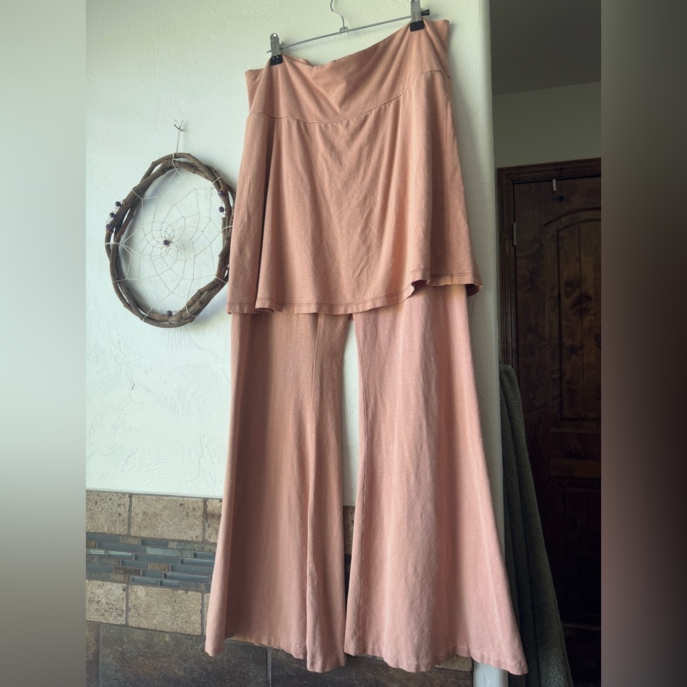 L Bohemian Folk Skirted Flares